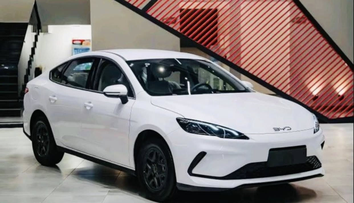 شبابنا الطيبين السلام عليكم 
متوفر سيارات بالتقسيط عروض شهر رمضان المبارك بدون كفيل استلام فوري تدفع مقدمة الباقي اقساط شهرية 
1 كورلا 2025 زيرو مرقم بغداد كامل المقدمة ٧٥ 
2 بيوايدي دسترويل 2025 مرقم بغداد كامل مقدمة ٦٠
٣ بيوايدي سيل فايف ٢٠٢٥ زيرو مرقم بغداد كامل مقدمة ٥٥ 

ملاحظة ما متواجد ع الفيس اتصل ع الرقم 
***********
*********** 
موجود واتساب اتصل وتدلل للاستفسار اكثر 

فقط بغداد انبيع كل المحافظات ع راسي
