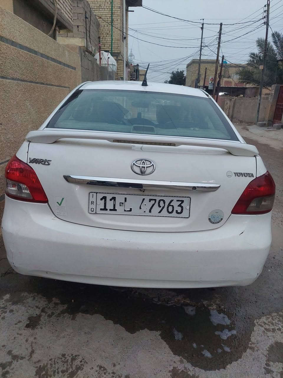 السلام عليكم كورلا يارس موديل 2007 كير مكينه خير من الله حداديه نضيفه  الغرفه نضيفه جديده بلاديه تدفئه تبريد شغال سياره رقم انكليزي دولي مشروع وطني لل29 مكاني بغداد الأمين الثانيه سعر 49 وبيها مجال رقمي***********
