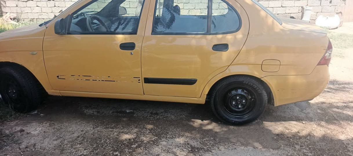 السلام عليكم طيبه ٢٠١٥ جاهزه كير ومكينه وحداديه بيه ملاحظات بسيطه للبيع مكاني الكاظميه قرب الجسر الدوار باسمي تحويل ثاني يوم السعر ٣٠ و بيه مجال حك الجيه ***********
