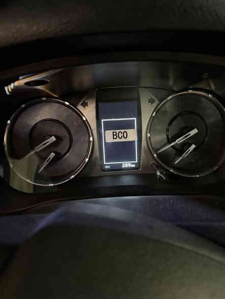 تويوتا هايلوكلس موديل ٢٠٢٥ إم رادر تي آر دي زيرو بسمي رقم اربيل المكان بغداد شارع فلسطين إم جك خلفي فول الفول 
السعر ٤٣٥ ورقه وبيها مجال 
الاتصال ***********
— ‏￼‏يشعر بـ‏الهدوء‏
