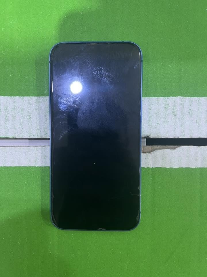 13 Blue 128GB

🔹 اللون: أزرق
🔹 السعة: 128GB
🔹 صحة البطارية: 93%
🔹 نسخة أمريكية A2482
🔹 الجهاز نظيف جداً، خدوش استخدام بسيطة جداً
🔹 جميع الوظائف تعمل بكفاءة بدون أي مشاكل
🔹 مع الكيبل الأصل


**إذا كنت صاحب هذا الإعلان وتريد حذفه لأي سبب، رجاءا أرسل رسالة إلى الدعم الفني**