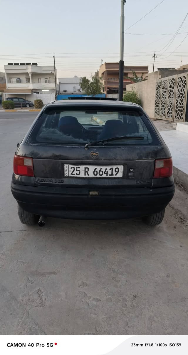 سياره أسترا للبيع أو مراوس موديل 92 مكينه 16 بيها خيط بخار بدون تنقيص أو صرف شرط تخم تاير جديد صدر امامي خلفي جديد كهربائيات كله شغال تبريد تدفئه كير ومحرك شرط شلعه ومعدل يحتاجلها صبغ جماليه لان بي جلوح مال بلاد بيها دفتر بانزين وشرط تحويل السنويه ثاني يوم مكان كركوك السعر 34 وبي مجال للشراي فقط ويرهم مراوس حسب القناعه تواصل ***********
