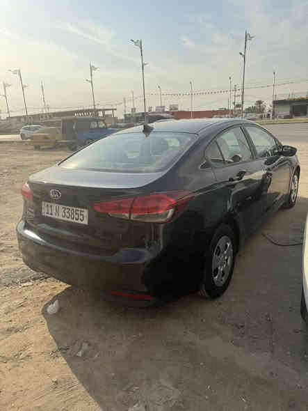 فورتي 2017 
محرك دوش 2000 
فقط هلال خلفي صبغ 
***********
