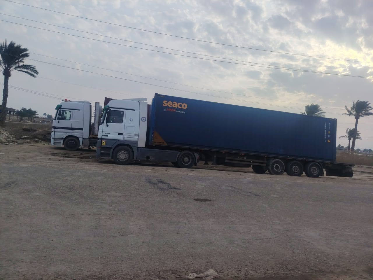 سلام عليكم للبيع اكتروز موديل 2006 سنويه جديده 2031سياره مكفولة كفاله عامه من كلشي كير اكسل قماره شاصي عربانه كوجل دنكير رفاع سياره تخم تاير اتصال على رقم ***********
