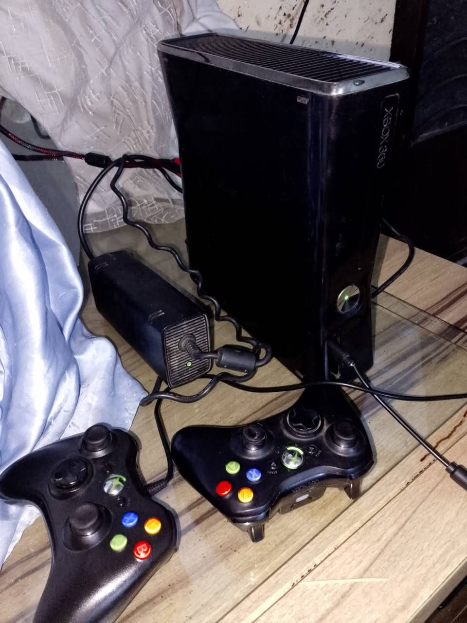 للبيع فقط ابلي اكس بوكس 360
مهكر 119 لعبه
فورزه 2
جيتي اي
ادرايفر
بيس
جميع الالعاب

يجي ويا جوستكات 2
ذاكره 1تيره
كامل ملحقات

السعر 150 بي مجال قليل
مكان فلوجه


**إذا كنت صاحب هذا الإعلان وتريد حذفه لأي سبب، رجاءا أرسل رسالة إلى الدعم الفني**