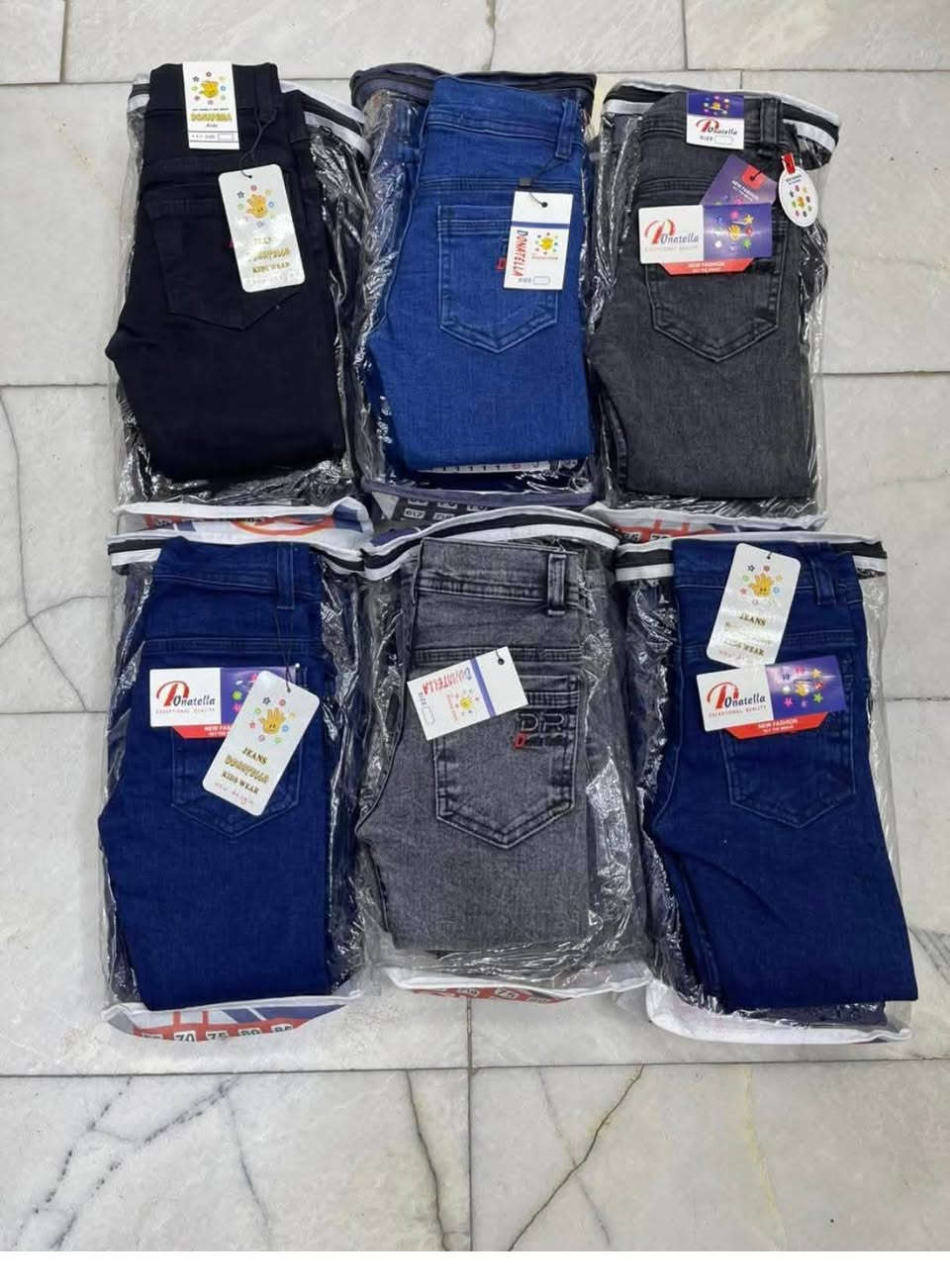 السلام عليكم 
تصفية محل بضاعه واضحه بالصور 
العدد الكلي 64 قطعة 
البيع شلع ب 250 الف قفل 
العنوان بغداد منطقة الثعالبه 
***********
