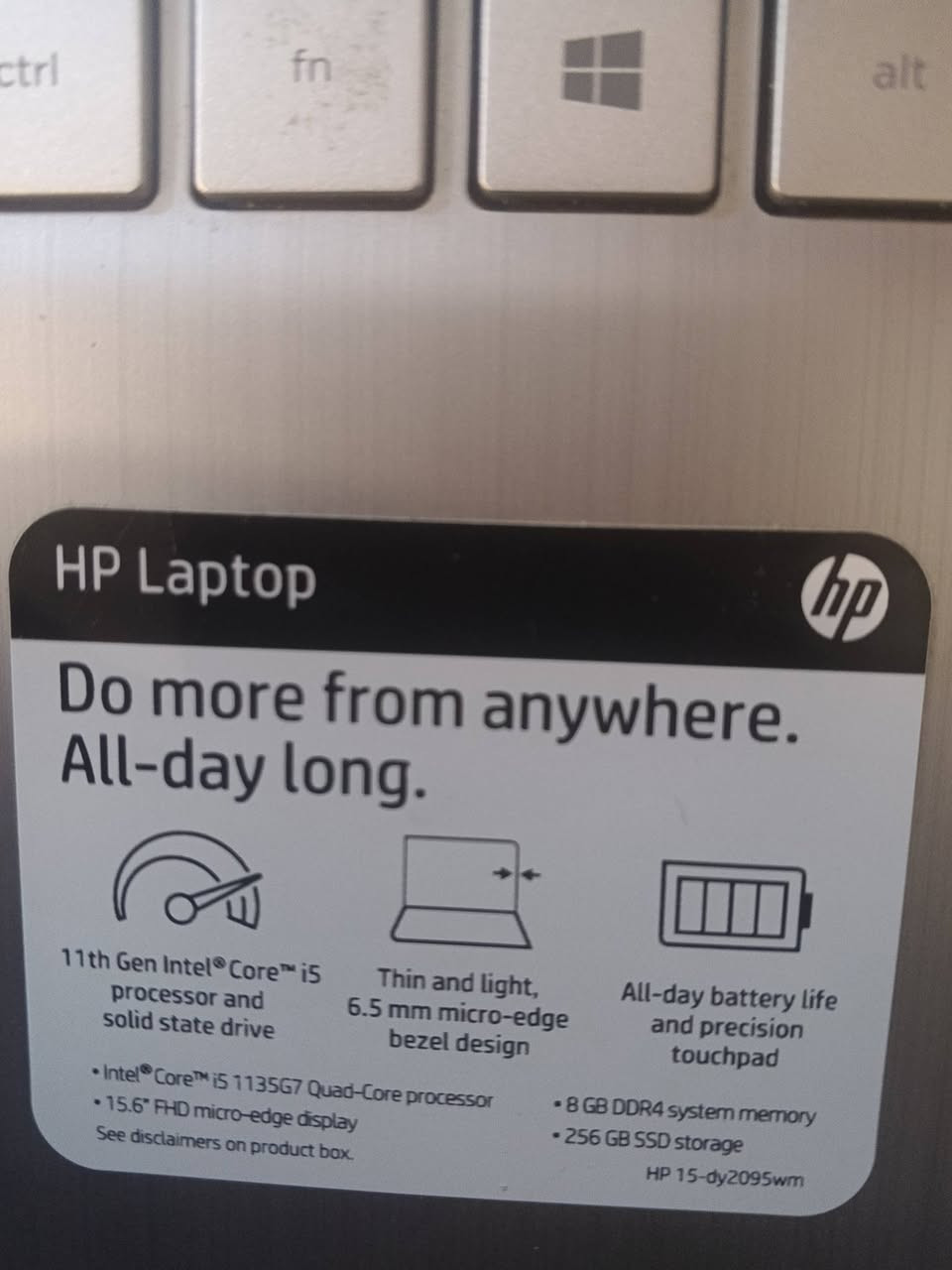 لابتوب hp نظافة عالية للبيع فقط سعره 550 الف بي مجال بسيط المكان النجف هذا رقمي ***********3
