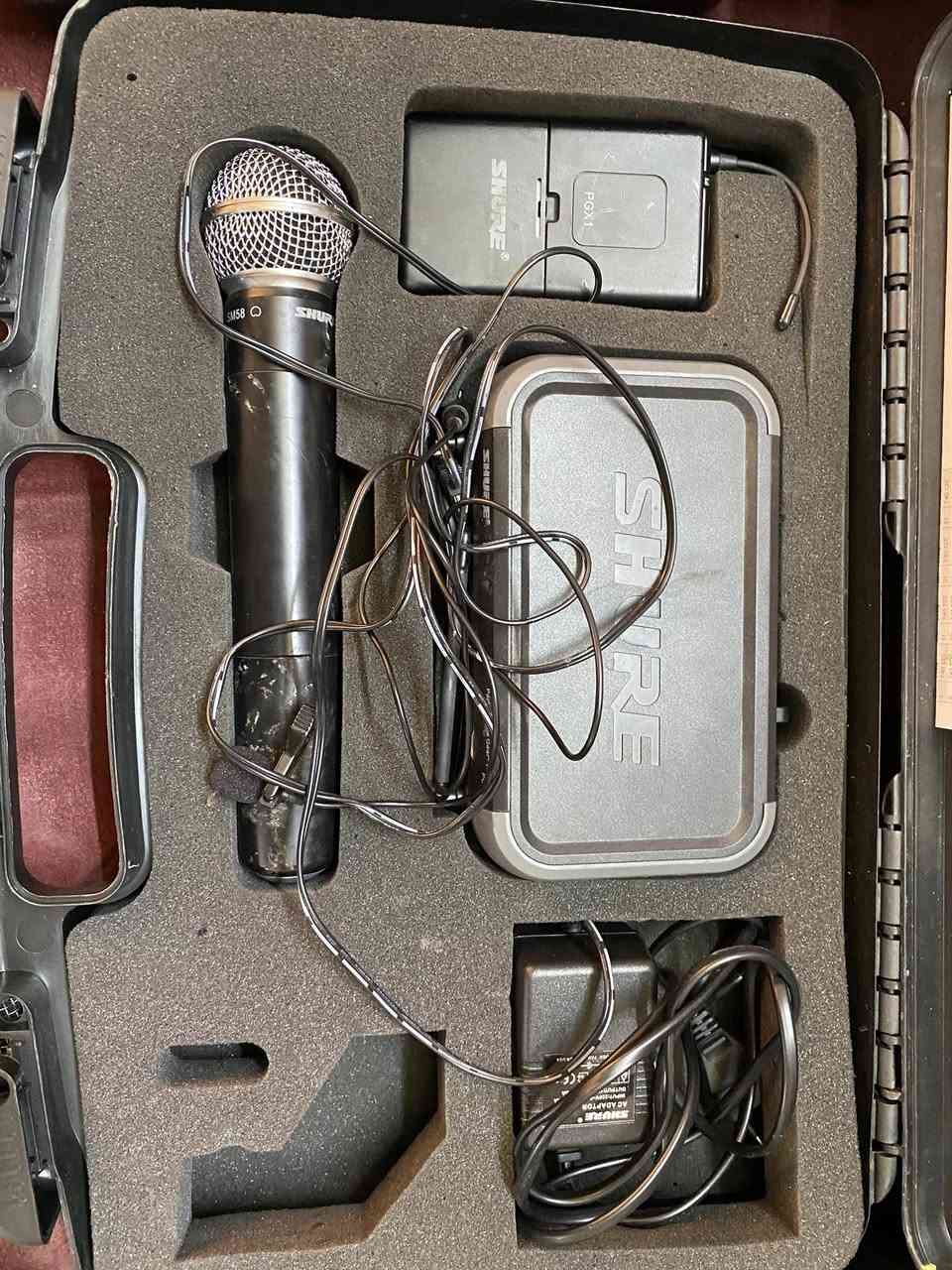 سلام عليكم مايكات القطعه على 40 الف واذا جمله كلهن 35
كلهن شرط الشغل 
توصيل موجود 
***********
