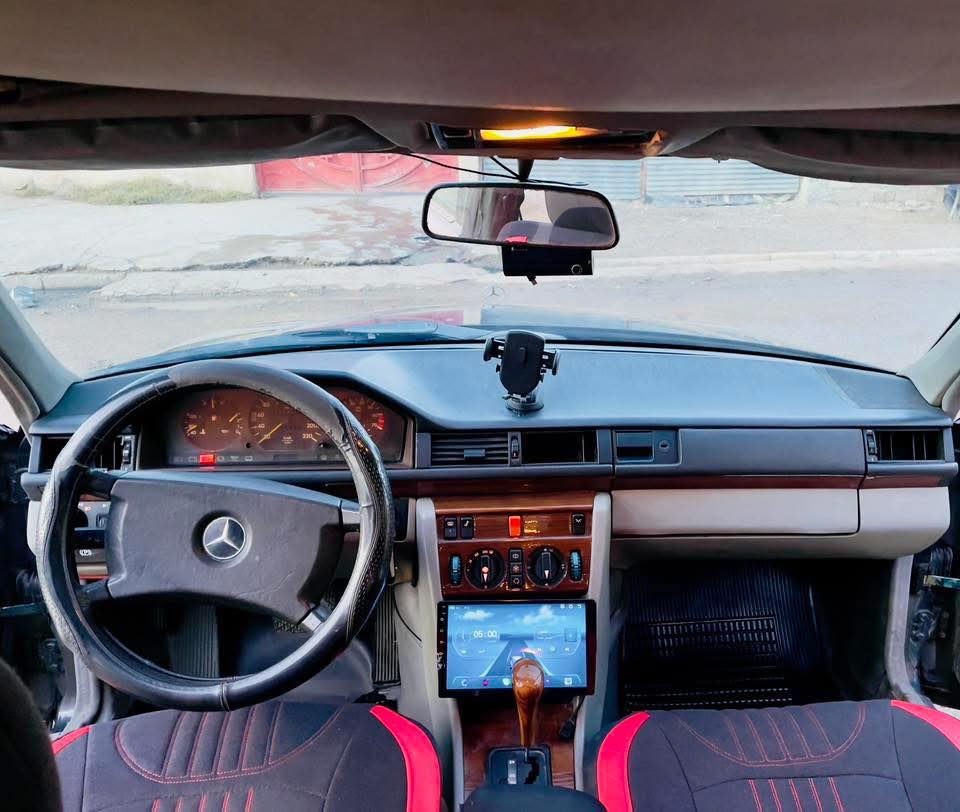 مـارسيـدس دب
مـوديـل 1991

محور بطه 2500ديلكو رقم نينوى

فتحة سقف 

منظومة غاز 

لايتات زنون 

جامات كهرب 

طخم تاير جديد

للاستفسار الاتصال على الرقم ***********
