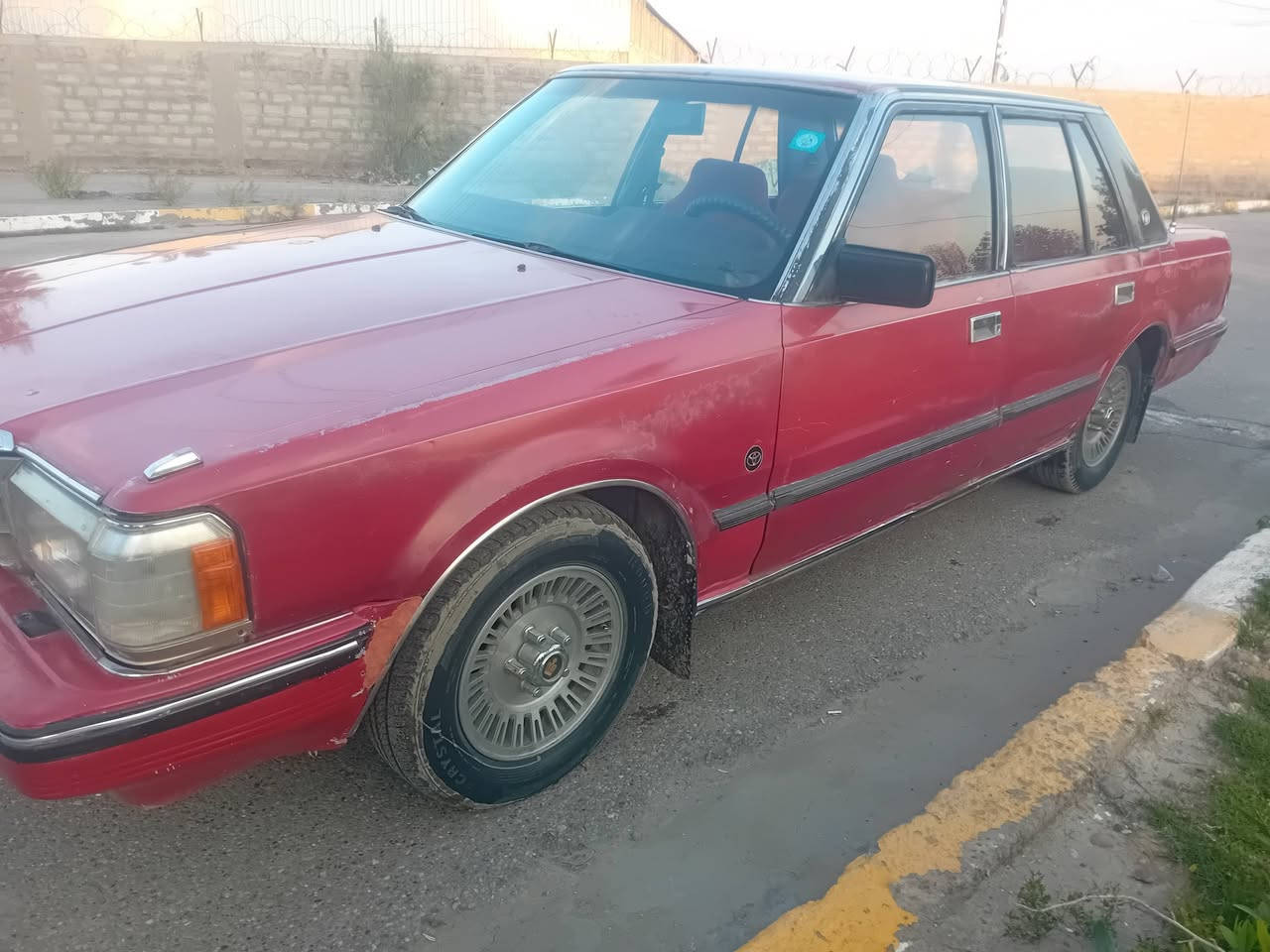 سوبر موديل 1984 للبيع سياره جاهزه محرك وكير جيد جدا صدر جديد كهربائيات كلها شغاله بهيه جاملغ خلفي صبغ السعر 43 مكاني بغداد الدورة هاتف ***********
