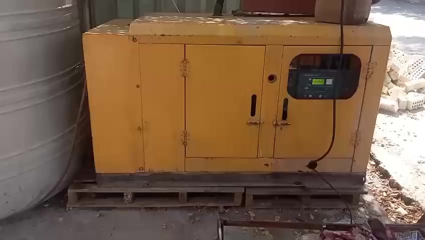 مولدة كاز نوعية 
بيركنز هندي بريطاني صناعة تشغل اكثر من 50امبير ابغداد الشعلة سعر بب25ورقة ***********
