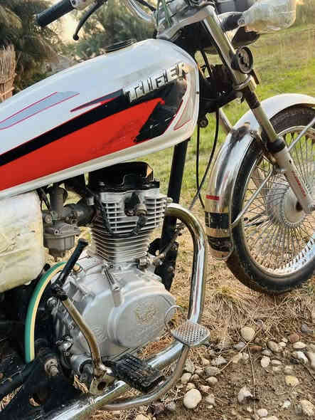 السلام عليكم تايكر 2021 اوراق كامله السعر375 وبيهه مجال   مكاني الزبيديه استفسار اكثر ***********
