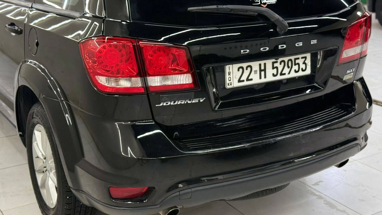 سلام عليكم
دوج جورني رقم اربيل وكاله مكينه 6 سلندر 3600 
7 راكب السياره بصمه وجاهزه من كلشي متصرف عليه دينار موديل 17 شاشه كامله تحكم فول 
السعر خاص ***********
