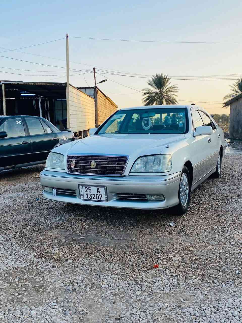 السلام عليكم للبيع ملكه موديل 2000 اصل لون أبيض خضراوي محزم اصل مكفوله من كصه ونقل جثه وأصوليات رقم إنكليزي كركوك مشروع وطني سنويه لل 2030  شرط التحويل ثاني يوم سياره نضيفه كلش موصفات فتحه اربع دكم أربع كشنات كهرباء شغالات ستيرن كهرباء مثبت سرعه برده خلفيه تشغيل عن بعد محرك ففتي الاقتصادي لاصرف ولا دونز كير توني شاده تخم تاير جديد صدر امامي خلفي خير من الله سياره مال جناي تراي وين مايعجبك شرط ترايك ١٨٠ مكاني بابل حله ناحيه النيل رقمي والشراي خابرني وتدلل 

***********
