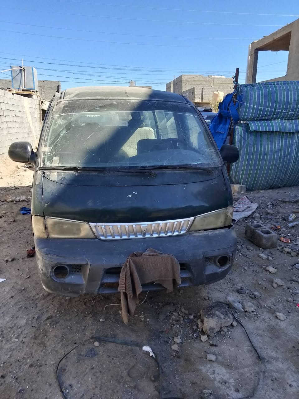 السلام وعليكم بريحو للبيع رقم احمركوم حديد السعر 15وببه مجال مكاني الفلوجه ***********اسيا
***********
