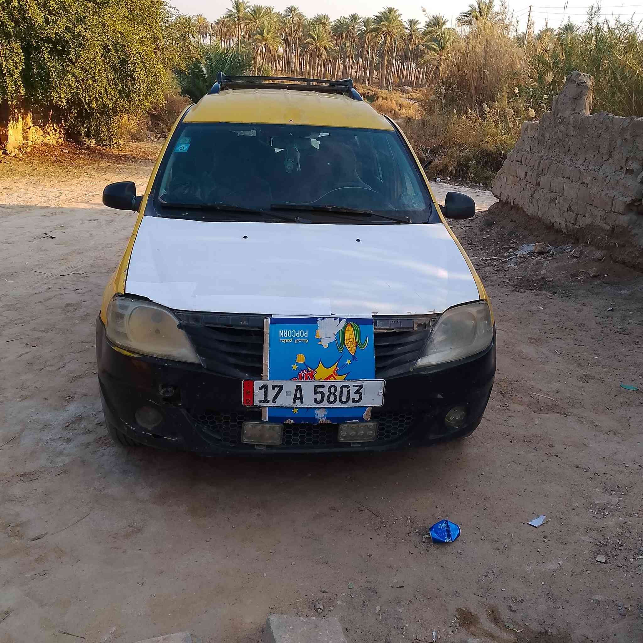 سلام عليكم رينو 2010 سنويه ال 28 سياره بسمي رقم نكليزي تبريد شغال مكينه وكير حداديه تخم تاير مصفره هيه وغرامات مكان السياره دوانيه غماس رقم ***********.   السعر 47 بيه مجال
