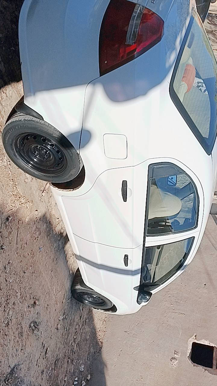 السلام عليكم
افيو 2009 مسكر خليجي بيه جوملغ الامامي مبدل فقط 
باقيه السياره كفاله كير محرك شرط كشر أحلى من الصور 
السعر 68 اوبيه مجال قليل 
رقم الهاتف *********** /***********
