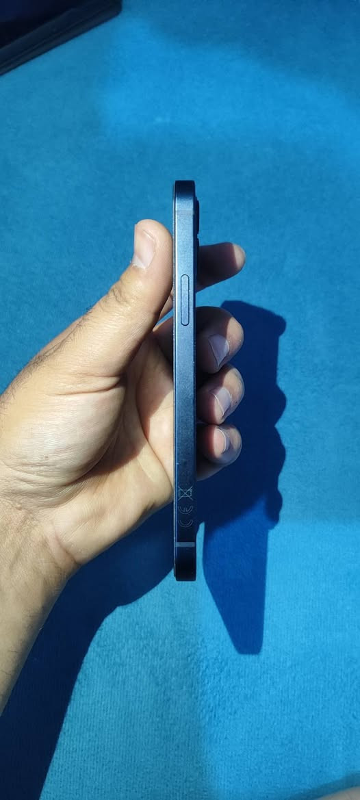 ايفون 12 عادي 
مبدل بطاريه وشاشه 3 خيارات 
بطاريه 91
ذاكره 64
السعر 225 وبي مجال بسيط 
مكاني نجف


**إذا كنت صاحب هذا الإعلان وتريد حذفه لأي سبب، رجاءا أرسل رسالة إلى الدعم الفني**