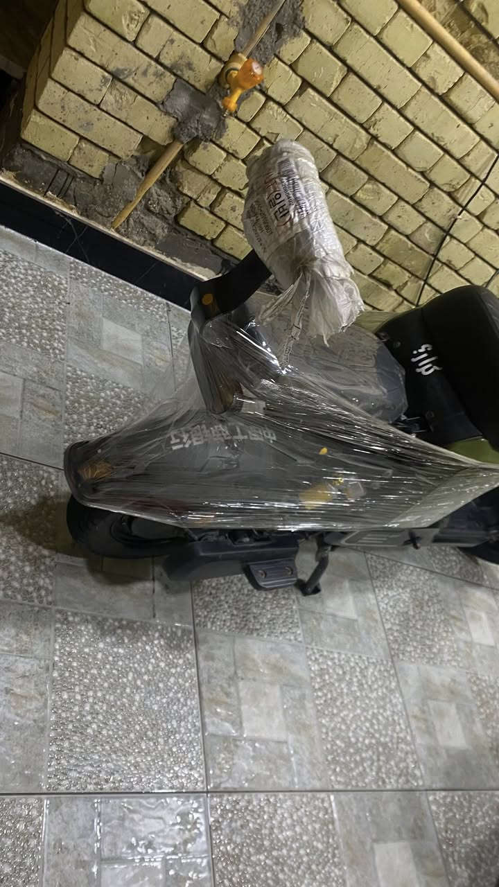 سلام عليكم دراجت. شحن R8للبيع منفذ يو اس بي بطاريات كبار جدد ما بيهن اي نفخ عداد ميه و تسعه و ستناد تلفون و شاحنه اصليه و انطيك الدراجه هيه و الجمزه و موجود السله و المضات مال بريك الاصليه دراجه مالتي يعني مثل ما تشوفون انه احافض عليه  السعر 460و بيه مجال و جديده رقمي 0776054294


**إذا كنت صاحب هذا الإعلان وتريد حذفه لأي سبب، رجاءا أرسل رسالة إلى الدعم الفني**