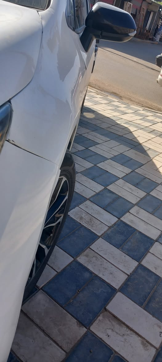 للبيع كورلا SE  موديل 2020 ماشية 30 معوقين رقم بغداد مشروع وطني حادثة تعديل بنيد فقط مكان السيارة واسط الزبيدية اني مكلف بلنشر الرقم صاحب السيارة ***********
