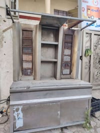 اسلام عليكم  اغراض كافتيريا  كامله للبيع  شوايه كص مكينة ثرم سلاطه مع ...