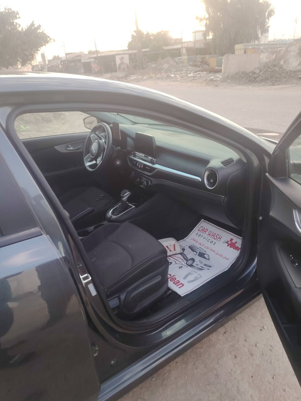 سيار فورتي. موديله 24. ماشيه 16الف بيه قطعه واحد بس الجملغ المامي. بدون دوخل. سيار جديد مكان بغداد. السعر 170او بيه مجال
***********
***********
