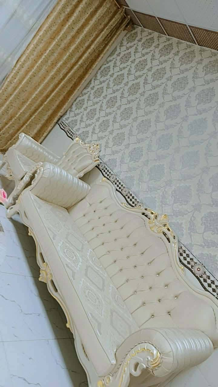 تخم 10 مقاعد جديد بس سحابه خربانه بي ماصار 5 اشهر من أخذنا وهاي نضافته كلش نضيف للبيع 
***********
