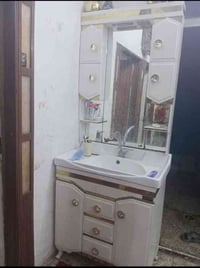 مغسله كنتوريه البيع مابيه اي ضرر كله نضيفه مكان بغداد معامل والي يريد ...