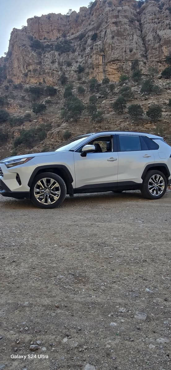 راف4   2023
فول مواصفات

لون صدفي باسمي

العداد 31 ألف 

صور الحادث موجوده بالمنشور وسونارها موجود

السعر ٢٧٥
***********
