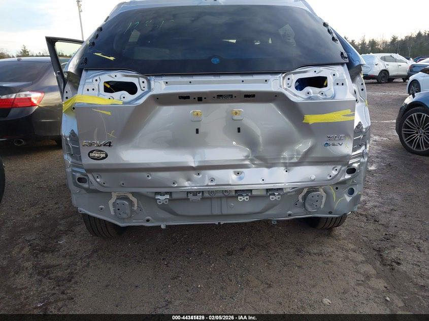 🔴 اعلان مزاد  🔴
~~~~~~~~~
🚘نوع السيارة :  راف فور 2025

🔍الفئة: XLE

❌الحادث او الضرر : كما موضح بالصور  

🚀حجم المحرك :   هايبرد 2.5L

⚙️السلندر: 4

🛞 نظام دفع المركبة:  ثنائي

💰#السعر : حسب المزايدة  

🗒تاريخ مزاد السيارة :# 27/3/2026

لحضور المزاد الرابعة عصرا لدى مكتبنا ‼️ 
*********************************************
*********************************************
☑️عنوان النجف الاشرف / المناذره /بدايه شارع الحيره..
☎️للاستفسار والاتصال على الارقام التالية ☎️: 
مكتب ياسر العبايجي للمزادات الامريكيه
***********
***********

___________________
🏦 مكتب ياسر العبايجي للمزادات الامريكية والكندية لتجارة جميع انواع السيارات الوارد الامريكي 🇺🇸والكندي 🇨🇦 
 اختصاص مزاد( COPART ,IAAI, MANHEIM) 
___________________
