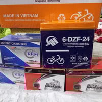 بطاريات 12فولت  للبيع..بالبياع خلف فلكة درويش 07717224452