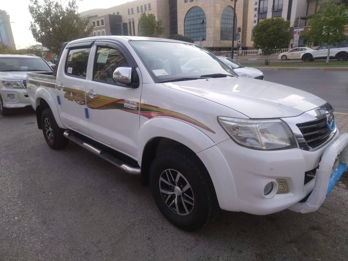 السلام عليكم للبيع بيكم فور ويل  2014 سعودي سياره جديده كفاله عامه حتى الدعاميات بدون صبغ تبريد حدادية كله جاهز مابيها نقص اي شي على وضع الشركه تايرات جديدة ماشية 150الف   السعر 242
الاستفسار ***********
