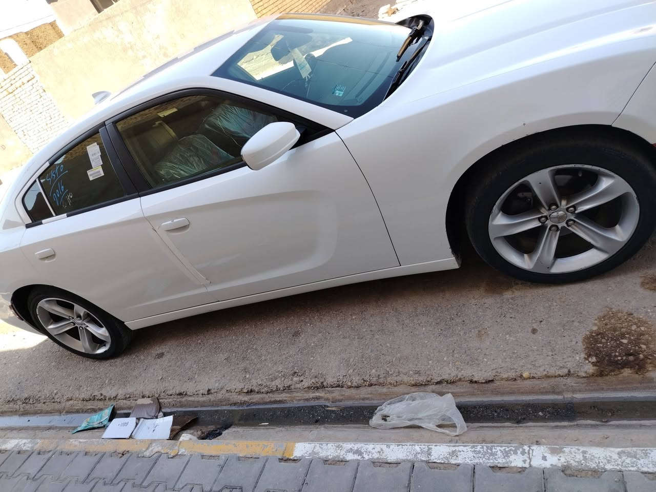 سلام عليكم جارجر موديل١٦  سياره جاهز خير من الله بسمي شخصين رقم بغداد ادامه كامل  سياره بيه بنيد مبدل بدون دواخل  سعر ١٨٥   وبيه مجال  رقم ***********  رقم نكليزي جاهزه سياره
