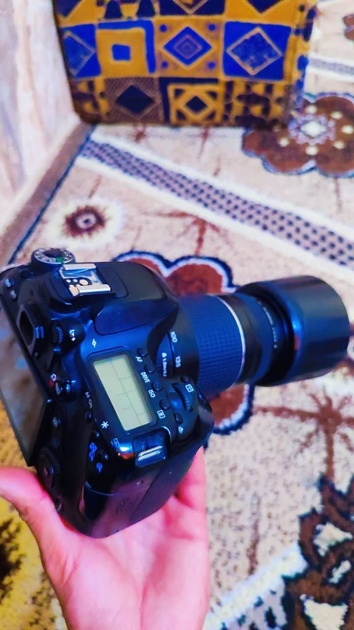 كامره كانون 80D
المس  شاشه قلاب 
كامره نضيفه
وياهة عدسه 75/300
وبطاريتين 
وشاحنه لمكان ناصرية 
السعر 6500بيهة مجال


**إذا كنت صاحب هذا الإعلان وتريد حذفه لأي سبب، رجاءا أرسل رسالة إلى الدعم الفني**