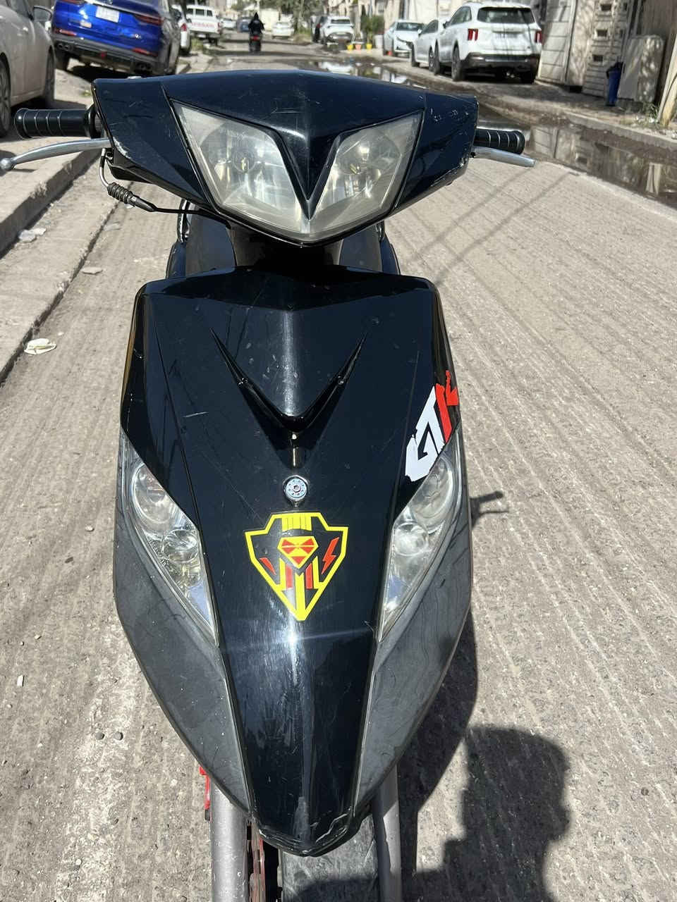 سلام عليكم دراجة ثعلب
كابريتر مكينة ممفتوحة  اي نضوح او تبخير مابيها مكينة خرسة مينسمع صواتها شلعة معدل مابيها  اي نقص كلها شغالة كفرات لاصفاح مختمة منفيس موجود +اسويلك مكاتبة من اسمي الى اسمك سعر600 مكاني العطيفية او المنصور
*********** خط+اتصال
