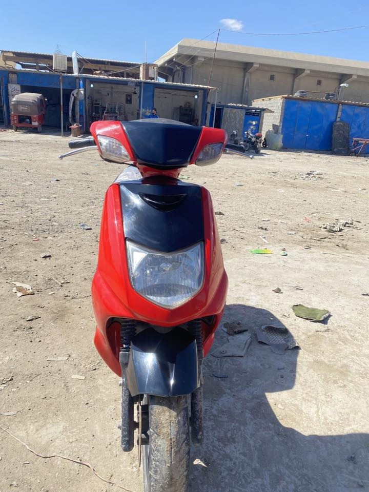 سلام عليكم دراجه سكنس للبيع دراجه رمبه مكينه خرسه دبلات لوك كهرباءيات كله شغال كلوب امامي زنون مكينه بلاد بلاد!!نكره سلف بكل وقت مكاني بغداد شعله📍 السعر 550وبيه مجال بصيط دراجه خير من الله مال جناي اي ستفسار***********ولموشراي لا يتعبني رحم الله والديكم❤️
