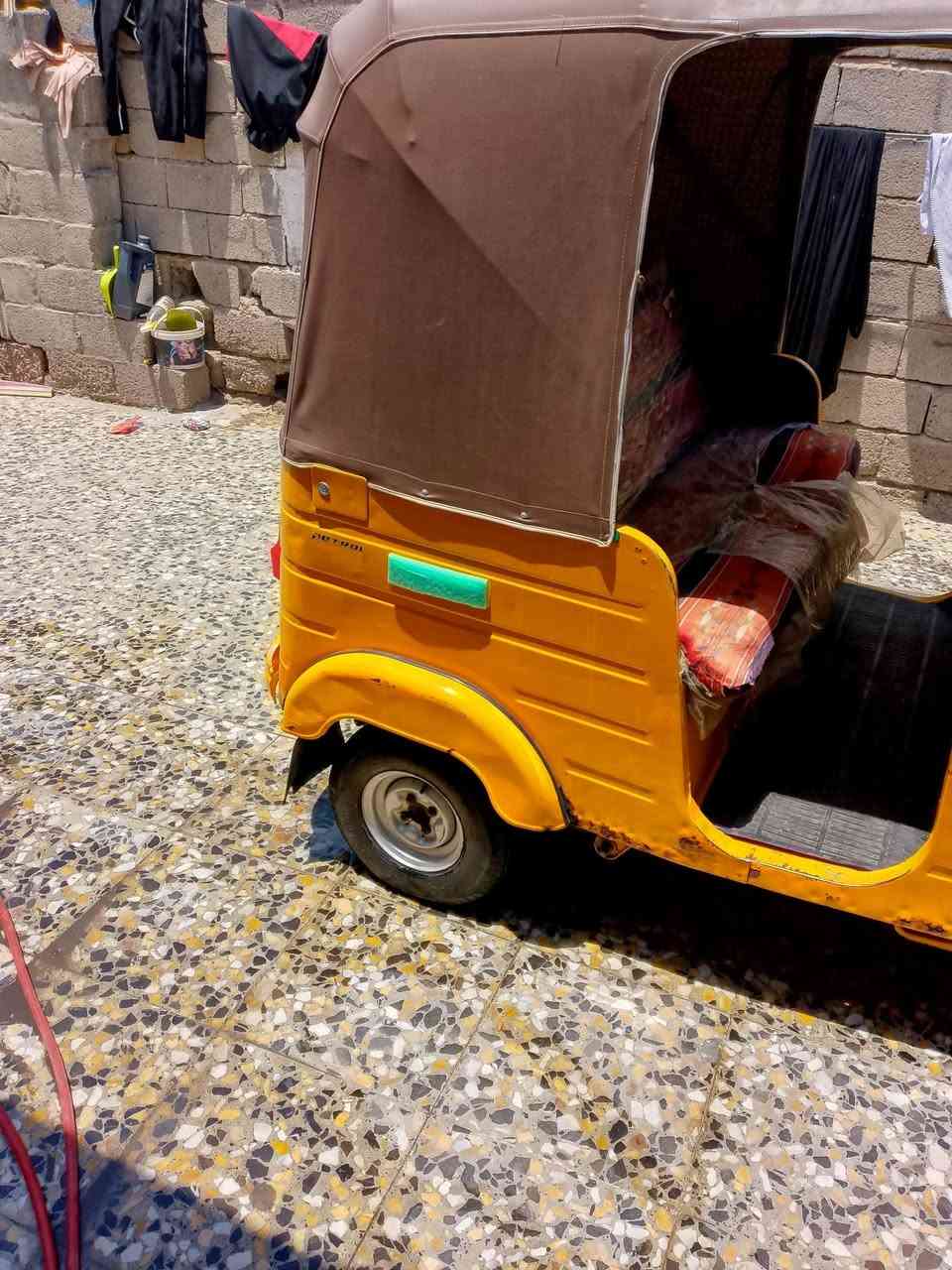 السلام عليكم تكتك مديل 20 رقم كربلاء راعيه اسمه سنويه بلبصره تحويل بلكزيزه فقط رقم يقره كربله محرك مفتوح كشر نضيف فقط ضربه بلغد ***********
