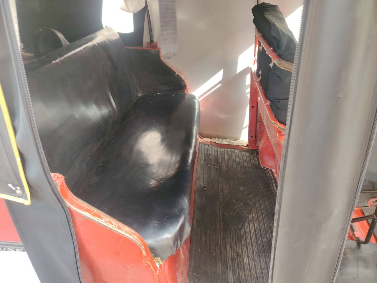 يالله السلام عليكم تكتك tvs ١٨ مسجله ١٩ اوراق كامله اصولي التكتك خير من الله كبل للشارع مال جناي السعر 2500 وبي مجال بسيط جماعت ال١٩٠٠ لتتصل للتواصل على الرقم *********** او على الصفحه وشكرا
