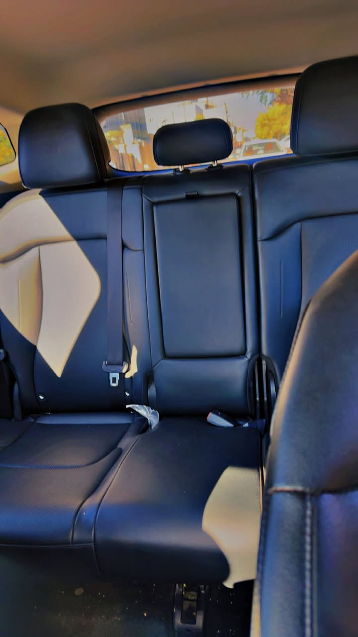 كيا سبورتج 2024حجم كبير L
بدون ايرباك بدون دواخل
ماشية 18 الف كيلو متر فقط
 
المحرك :٢٥٠٠ 
الگير : ٨ نمر

المواصفات : EX 4x 
بصمه تشغيل- صندوق- ابواب -تشغيل عن بعد
شاشه كبيره على طول الدشبول
انظمه قياده نورمال- سبورت - سمارت - ثلجي
كشنات جلد لون اسود
كرسي السائق تحكم كهربائي
هند بريك بصمه
كامرا خلفيه
رادار امامي خلفي جانبي نقط عمياء
تحديد مسار ذكي
اشاره في المرايا الجانبيه
تشغيل عن بعد
تحكم ستيرن فول مواصفات 
اوتو هولد
اوتو ستوب
نظام ترحيب
تبريد قطعتين
مانع انزلاق
نزول منحدرات
نظام فحص ضغط الاطارات
نظام abs
تدفئه كشنات
قياده آليه ذكيه
كروز سرعه
سستم صوت هارمن
شاشه لمس متغيره لتحكم التبريد او الميديا
منافذ تايب سي عدد ٣ مع ٢ في الكشنات
اضواء ترحيب عند الاقتراب مع ترحيب داخلي عند الصعود او المغادره
كيجات متغيره حسب الوضعيات
ماسحه خلفيه
كامرة دوارة
السعر 194
صور السونار  بلمنشور
السياره موجوده في بغداد الدورة
للاستفسار ***********
