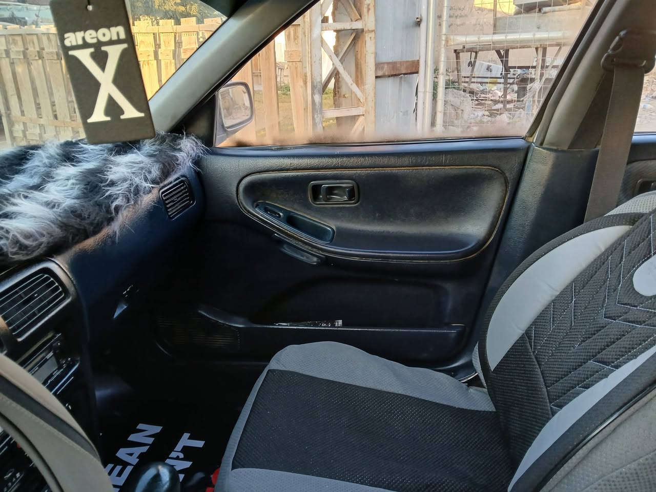 نيسان ياباني ١٩٩٢ اوتوماتيك كير محرك قبق اسود مكفولات تدفئه تبريد تخم تاير ياباني السعر 36
بغداد دوره***********
