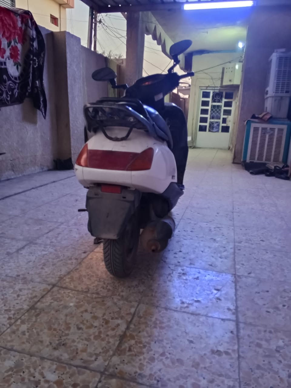 سلام عليكم سبيسي نظيفه البيع ياباني اصلي 500 وبيها مجال زعفرانيه ***********
