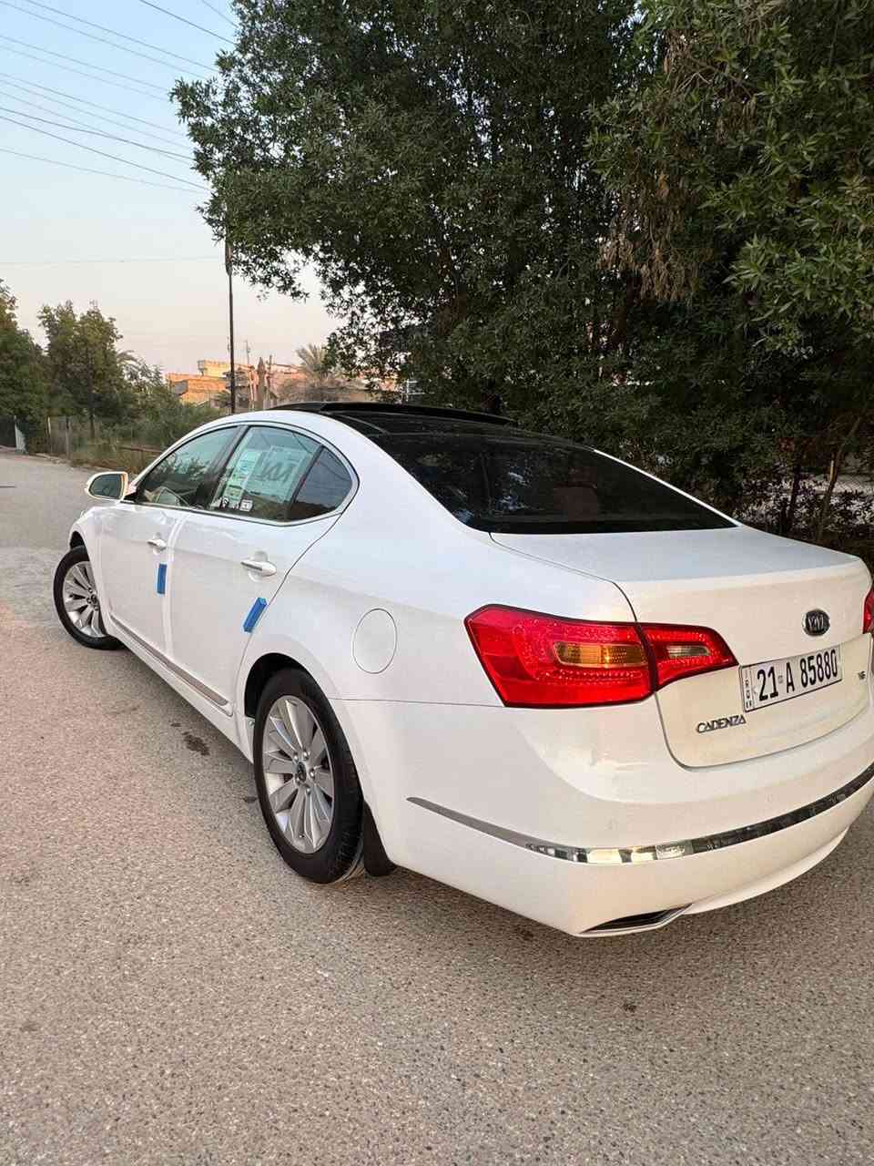 السلام عليكم 🫡
للبيع كيا كادينزا  (ملكي VIP )  رقم شمالي بسمي سنويه هزه رقم جديد تريد وكاله تريد تحويل السياره خليجي موديل  2011
فول مواصفات 1/1
سعه المحرك 3.5دوش
سيارة مال بيت  
بانوراما 
حساسات أمامية 
حساسات خلفية
تبريد قطعتين
بصمه ترحيب 
مقاعد جلد +وكهرباء
مري شفط +شارة بل مري 
بردة خلفية كهرباء 
كامره خلفية
لد امامي وخلفي
سيارة جاهزه ونظيفة من كل نواحي كير محرك كهربائيات تخم تاير  جديد 
بيها مكانين تكحيل كارت 
 والباقي مكفوله من ضربه وصبغ وتبديل  
مكان سيارة بغداد الزعفرانيه 
السعر 126متواجد رقم فقط ***********
