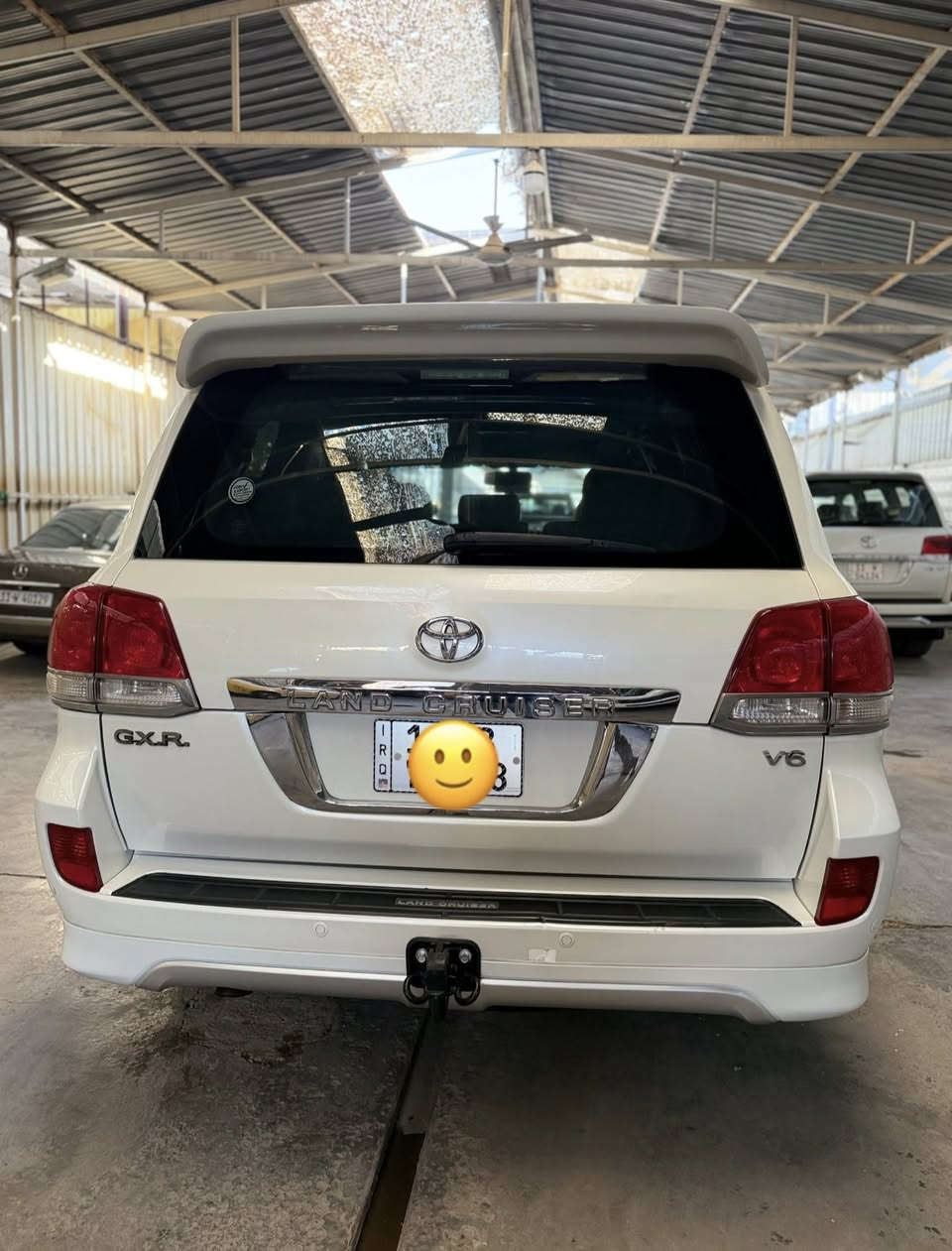 سلام عليكم للبيع لاندكروز 2011 ستينيه اصل رقم بغداد مكفوله كفاله عامه ماشيه163 حقيقي تحويل مباشر فول واحد على واحد  مكان سياره بغداد سعر سياره 340 وبيهه مجال بصيط اي ستفسار اتصل وخادم ***********
