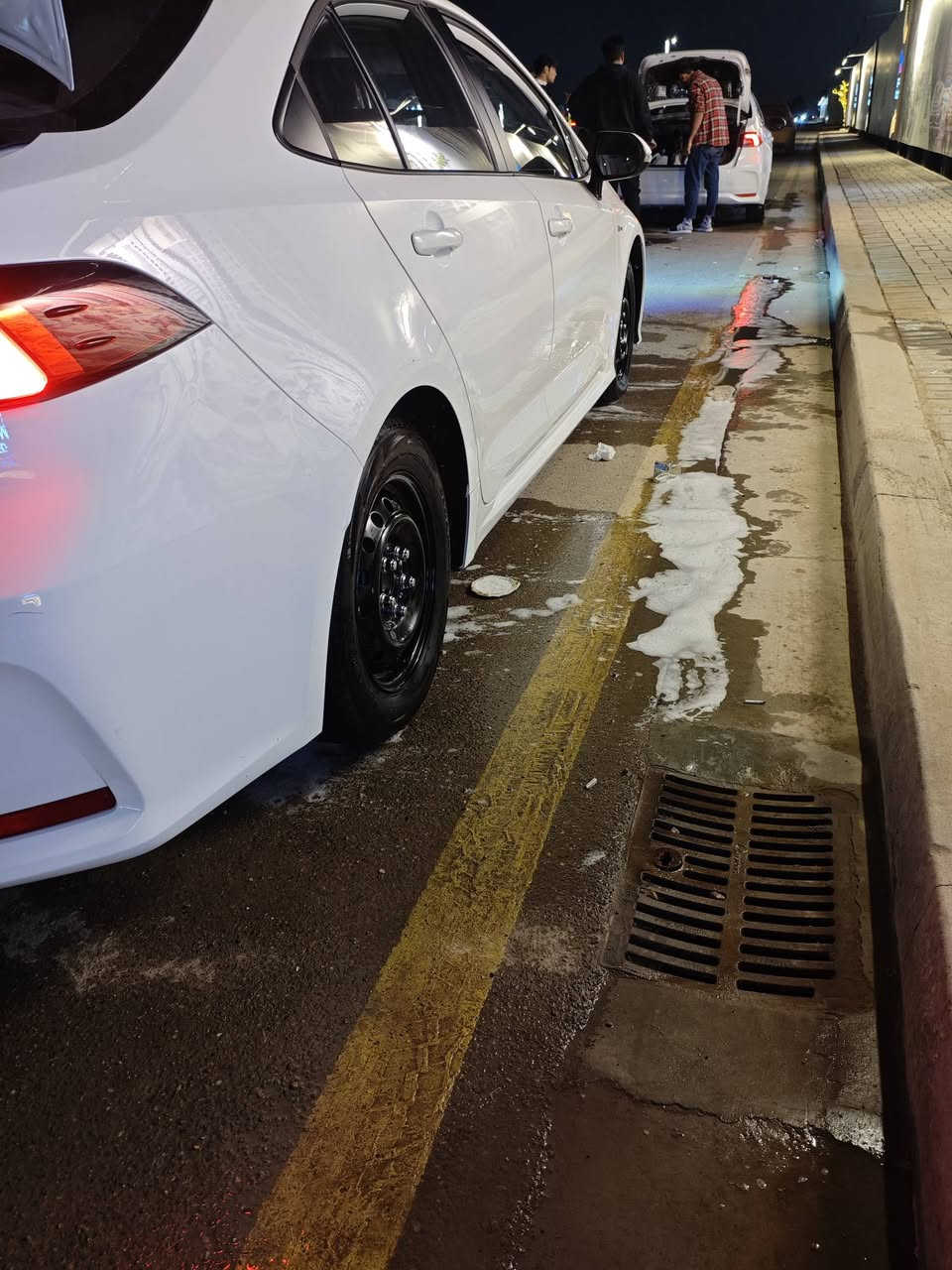 كورلا ٢٠٢٥ ماشيه ١٢ الف بيه بس هاي طخه بلباب سايق كد اصبع موضحهه بتصوير سياره جديده ب معنئ الكلمه 160وبيه مجال مكاني بغداد شعب ***********
