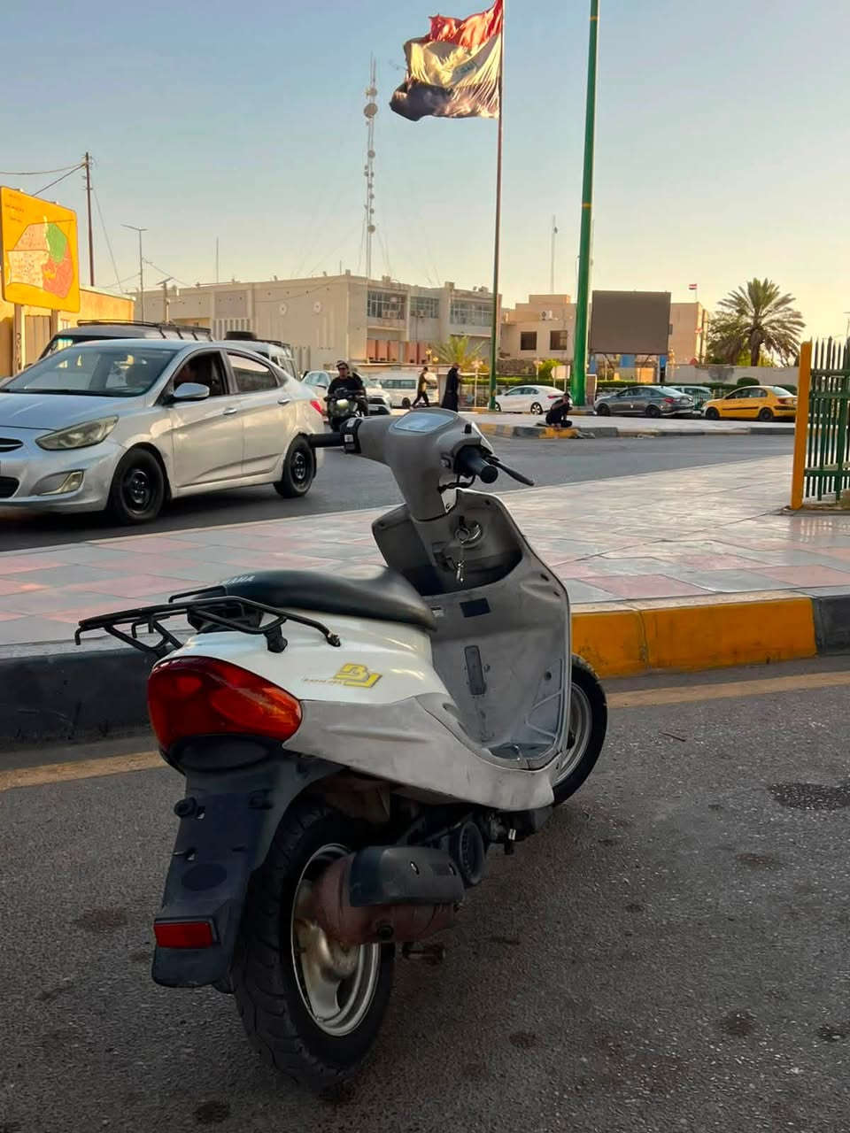 السلام عليكم دراجه حاويه صارلها شهر من طالعه من الوكيل مكفوله من كلشي لون بلادي كهربائيات كلها شغاله ماعايزه ربع مكاني بل36 سعر 825 اتصال ***********
