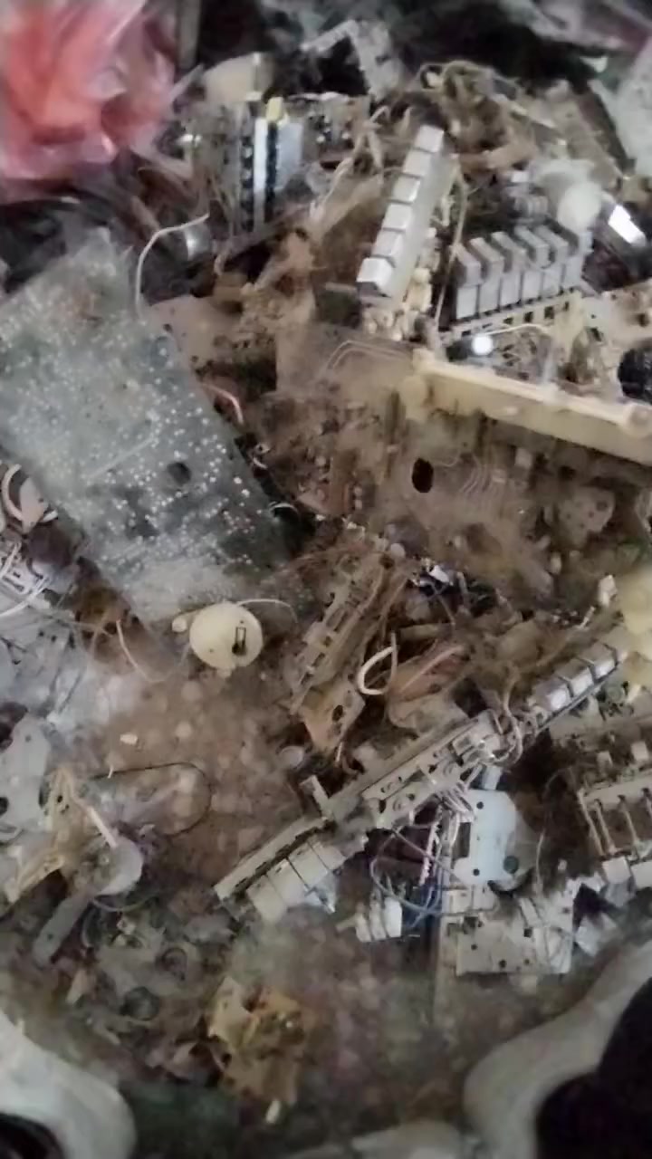 السلام عليكم ورحمة الله وبركاته للبيع (***********)
