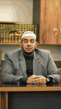 بسم الله والحمد لله والصلاة والسلام على سيدنا رسول الله وعلى اله وصحبه ومن والاه يقول ربنا تبارك وتعالى {مَّثَلُ الَّذِينَ يُنفِقُونَ أَمْوَالَهُمْ فِي سَبِيلِ اللَّهِ كَمَثَلِ حَبَّةٍ أَنبَتَتْ سَبْعَ سَنَابِلَ فِي كُلِّ سُنبُلَةٍ مِّائَةُ حَبَّةٍ ۗ وَاللَّهُ يُضَاعِفُ لِمَن يَشَاءُ ۗ وَاللَّهُ وَاسِعٌ عَلِيمٌ} [البقرة : 261] 
ويقول رسولنا الكريم صلى الله عليه وسلم : ( كل امرئ في ظل صدقته حتى يفصل بين الناس ) 
من أجل هذا تطلق إدارة جامع الحق مشروع ( السلة الرمضانية الخامس ) 
هذا المشروع الذي سيكون مختلفا عما سبقه بإذن الله فسيتكون من اللحم الاحمر ( لحم ذبح قصاب ) والدجاج والرز وزيت الطعام والمعجون وكما موضح في نهاية هذا المقطع بالكميات الموجودة 
علماً ان قيمة السلة الواحدة ( 50 ) الف دينار
فمن اراد ان يتبرع يتواصل مع إدارة جامع الحق او التبرع على الزين كاش
*********** 
أو الماستر كارد 
8853522566
او التواصل على الرقم 
***********
نسال الله عز وجل ان يجعلنا واياكم من الذين يقضون حوائج المحتاجين ويعينون الارامل والمساكين 
وصل اللهم وسلم على سيدنا محمد وعلى اله وصحبه اجمعين
