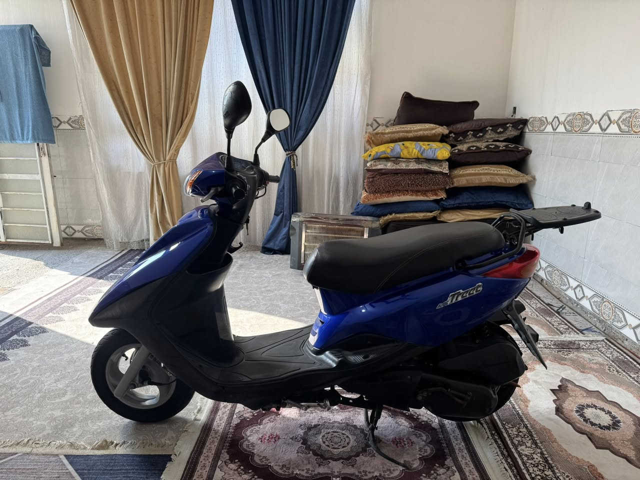 سلام عليكم اكزاز ياباني نوزل خطين استان كهرباي دبل سويج كلهه بلادي جديده رمبه وكاله كفاله عامه رمبه مكاني بغداد شراي يتصل ماعندي خاص 
***********
