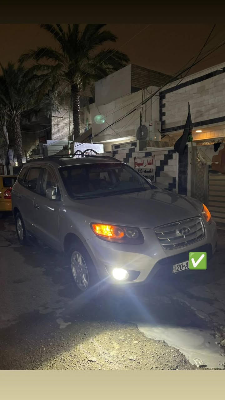 السلام عليكم سنتافي 2011وارد امريكي حادثه قطعتين صبغ سياره حلوه ونضيفه رقم ديالى  (مميز) السعر 138وبيها مجال للبيع او مراوس بكورلا مكاني بغداد حي الجهاد للاستفسار: ***********
