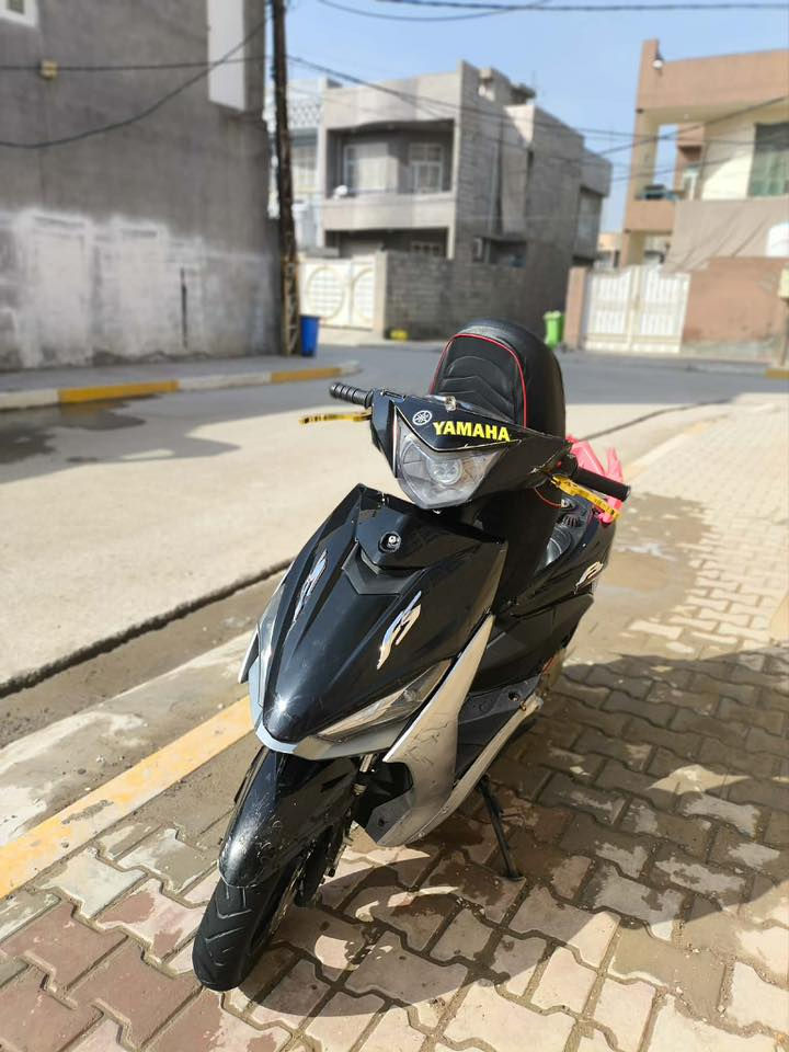 للبيع 
FS موديل ٢٠٢٠ 
دراجه حلوه ونضيفه بس كفراتها شويه تعبانه دراجه شلعتها حلوه والصالصنه الرياضيه شلتها شديت مالتها بلاديه الشراي يتصل او يراسل واتساب موجود ***********
